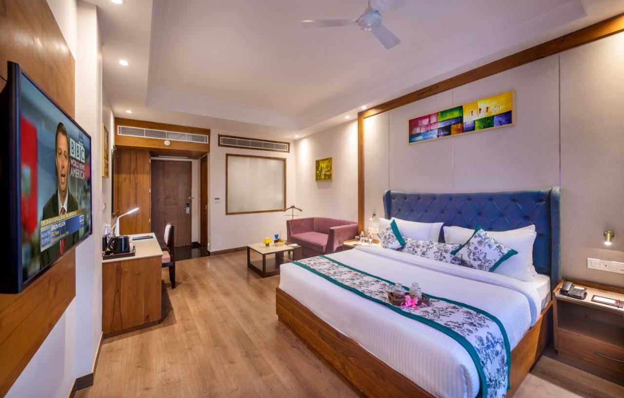 Lords Inn Chandigarh Zirakpur Exterior photo